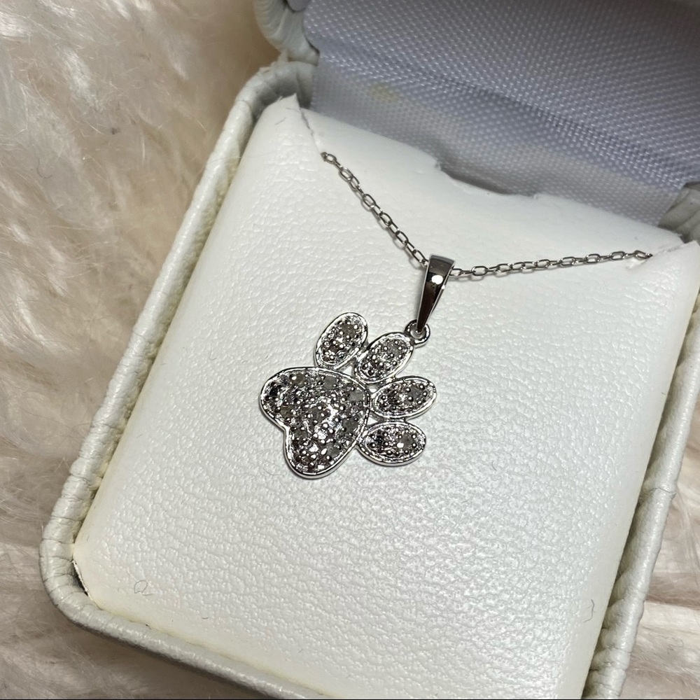 Sterling Silver Puppy Paw Necklace! 🐾